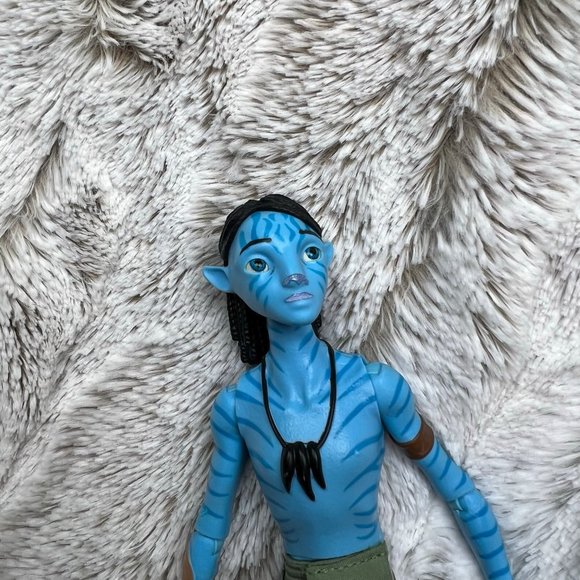 Disney World Pandora Avatar Maker ACE Young Male Na'vi Figure Blue Eyes - Picture 2 of 12